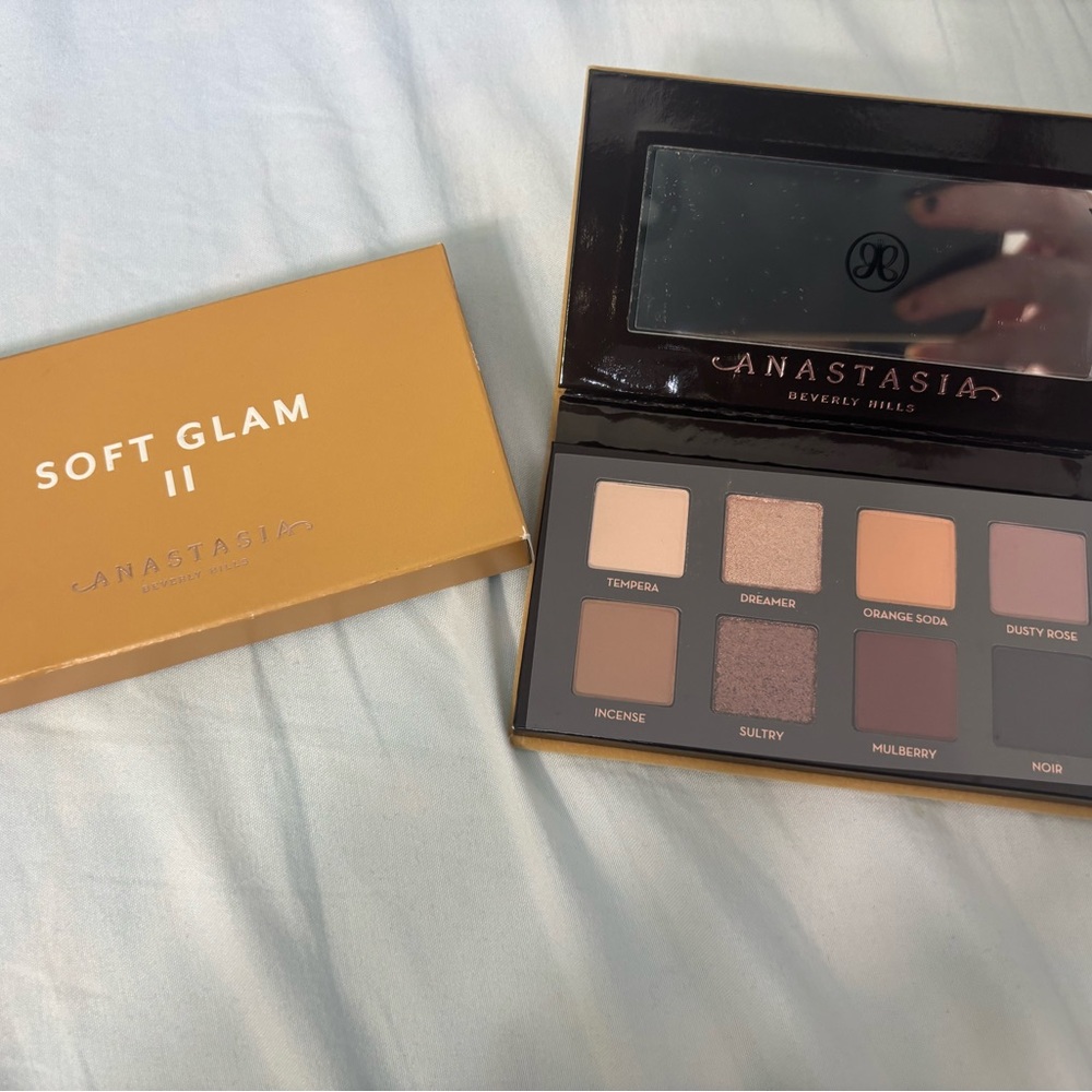 Anastasia Beverly Hills Mini Soft Glam II Eyeshadow Palette